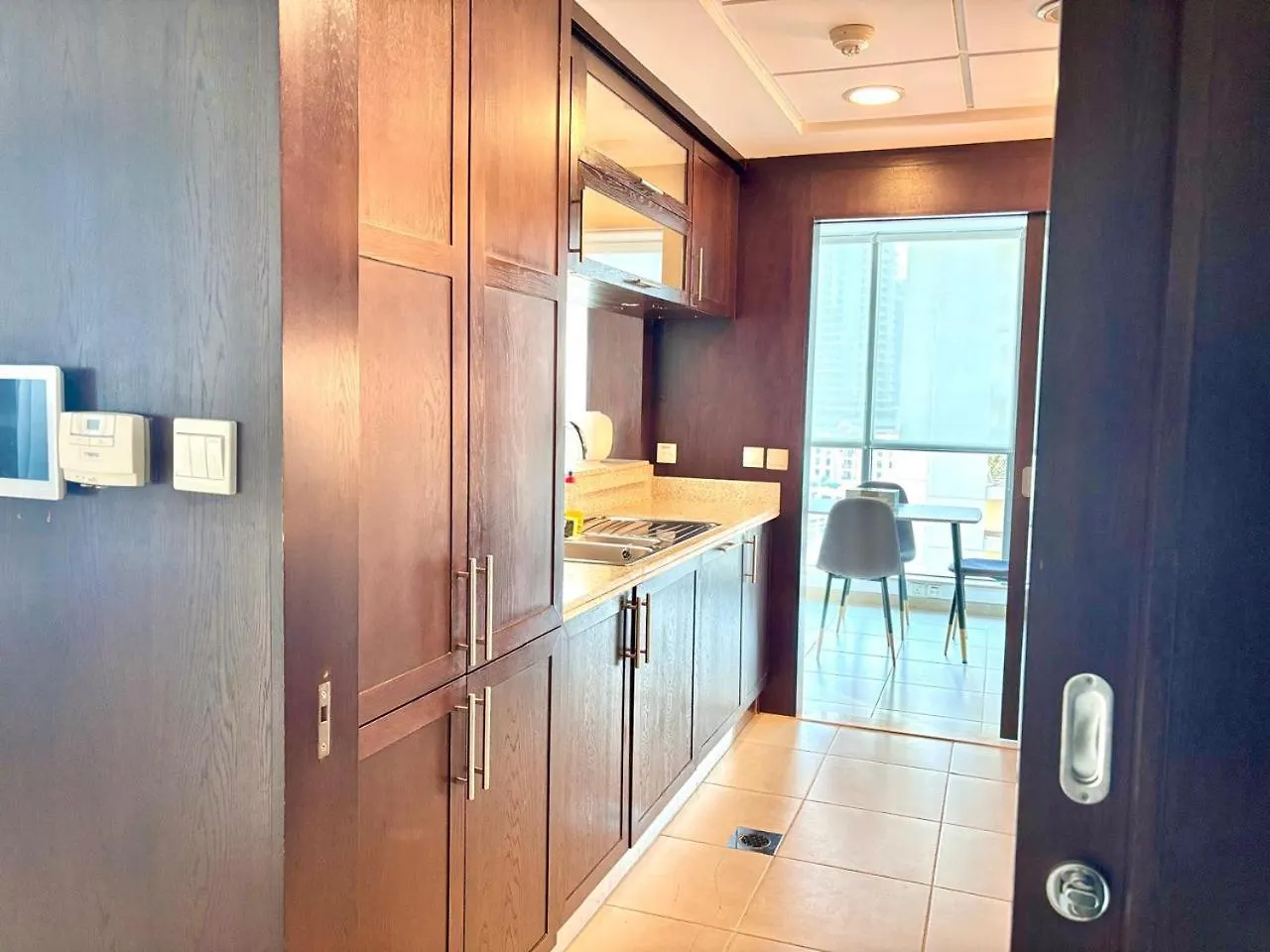 Tiffany Apartment Downtown Dubai