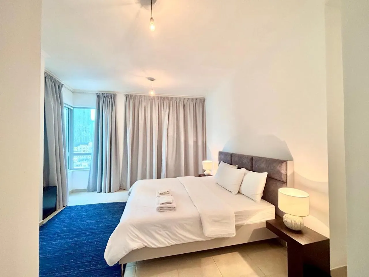 Tiffany Apartment Downtown Dubai